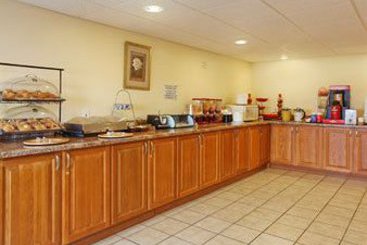 Hotel Travelodge I-75 Airport North Chattanooga  | Chattanooga | Tennessee | United States 2