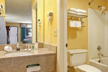 Hotel Travelodge I-75 Airport North Chattanooga  | Chattanooga | Tennessee | United States 6