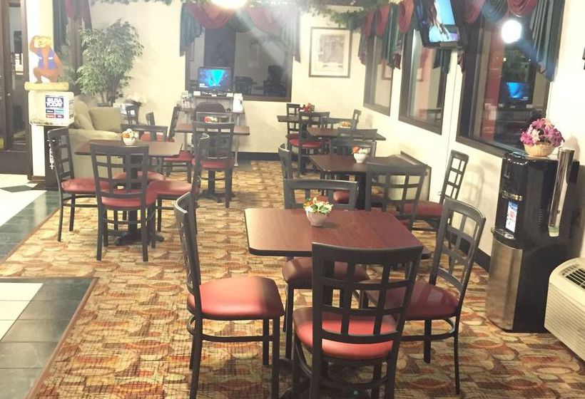 Hotel Travelodge Grand Rapids Grand Rapids Michigan