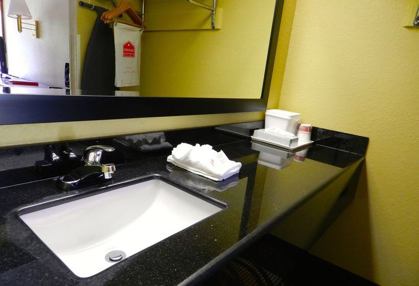 Hotel Ramada Limited Chattanooga i24 West  | Chattanooga | Tennessee | United States 4