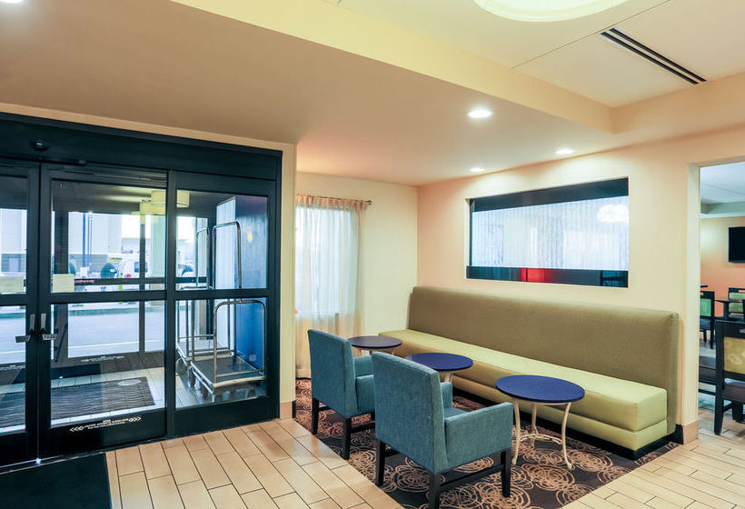 Hotel Comfort Inn & Suites Cookeville  | Cookeville | Tennessee | United States 15