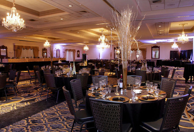 Radisson Hotel & Conference Center Rockford  | Rockford | Illinois | United States 12
