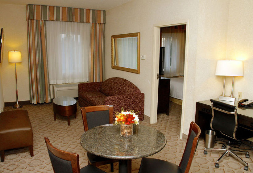 Radisson Hotel & Conference Center Rockford  | Rockford | Illinois | United States 15