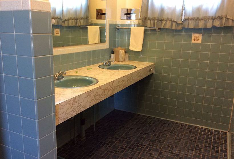 Motel Nevada Inn   | Nevada | Missouri | United States 9