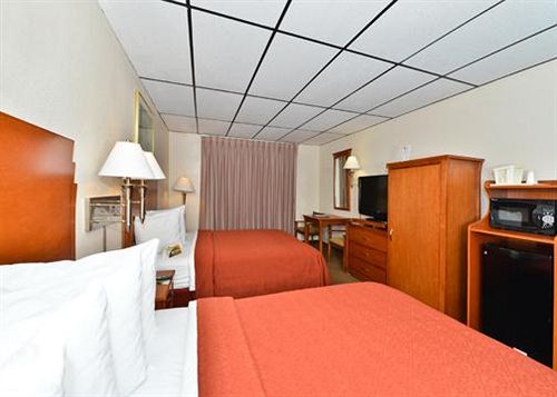 Hotel Quality Inn & Suites   | Salina | Kansas | United States 10