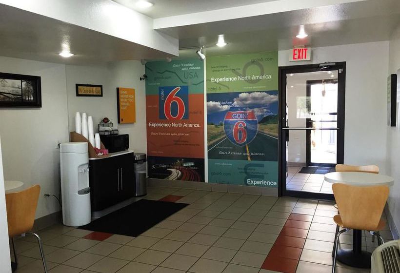 Hotel Red Roof Brownsville  | Brownsville | Texas | United States 10