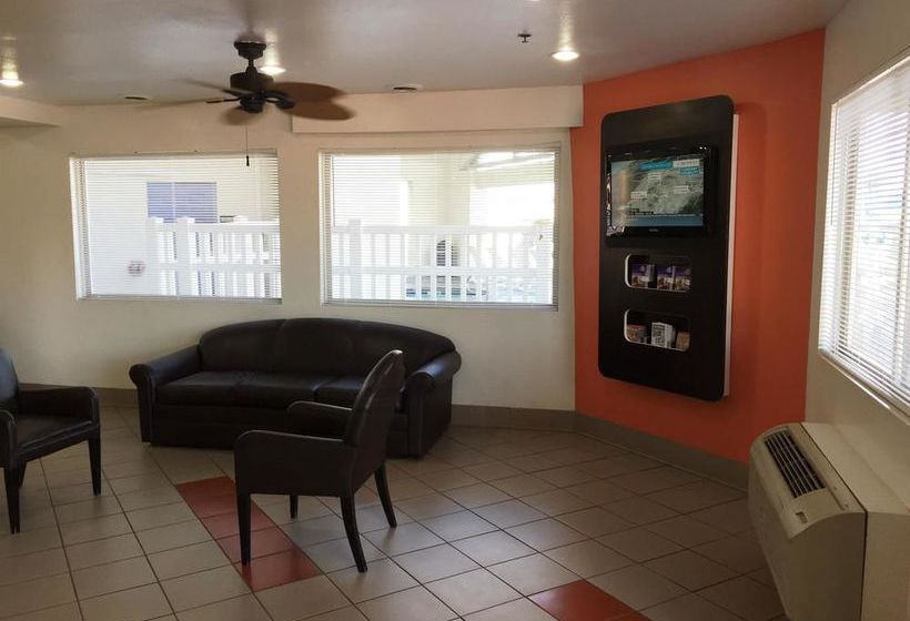 Hotel Red Roof Brownsville  | Brownsville | Texas | United States 11