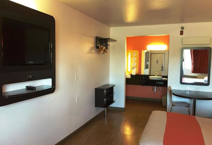 Hotel Red Roof Brownsville  | Brownsville | Texas | United States 7