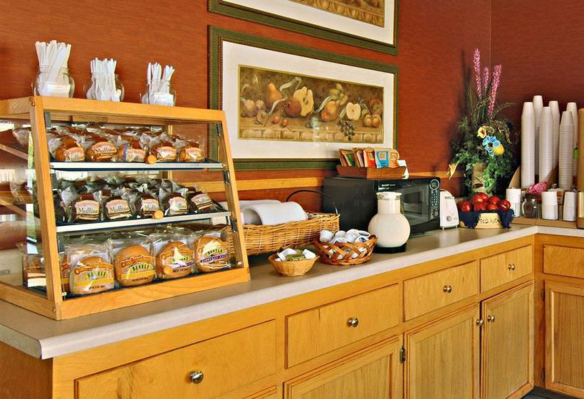 Hotel Red Roof Inn  | North Little Rock | Arkansas | United States 1