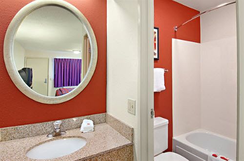 Hotel Red Roof Inn Cincinnati Sharonville  | Sharonville | Ohio | United States 7