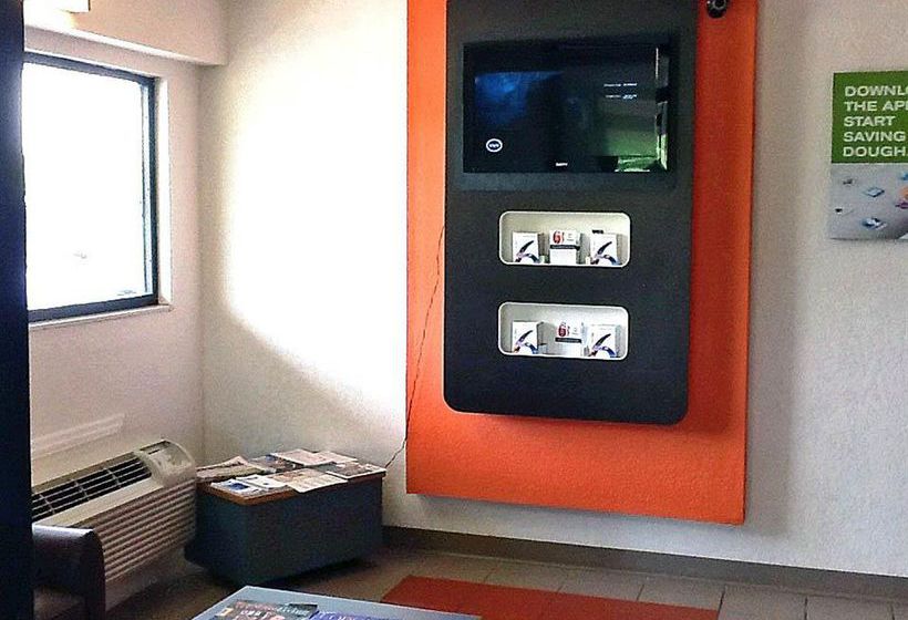 Hotel Red Roof Inn Kansas City North  | Kansas City | Missouri | United States 5