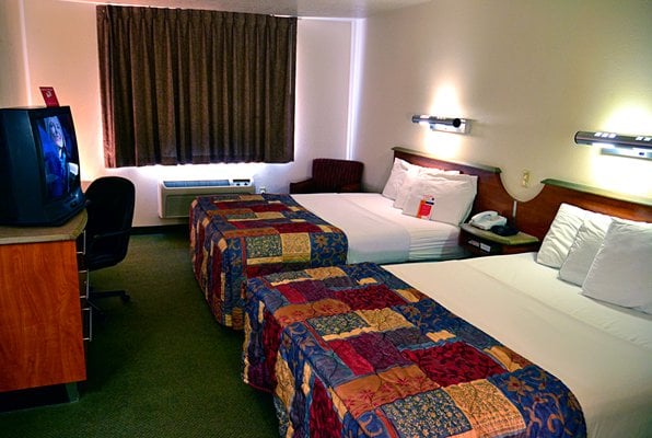 Hotel Red Roof Inn & Suites Albuquerque Midtown  | Albuquerque | New Mexico | United States 18