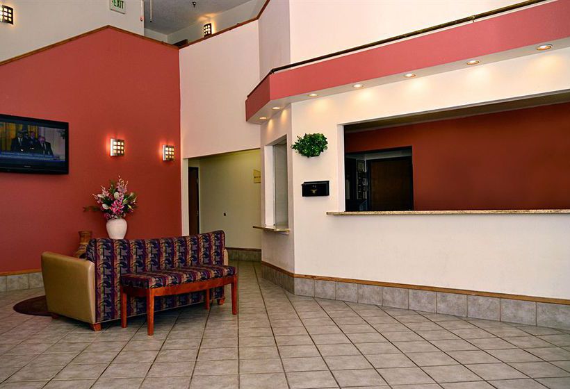 Hotel Red Roof Inn & Suites Albuquerque Midtown  | Albuquerque | New Mexico | United States 6