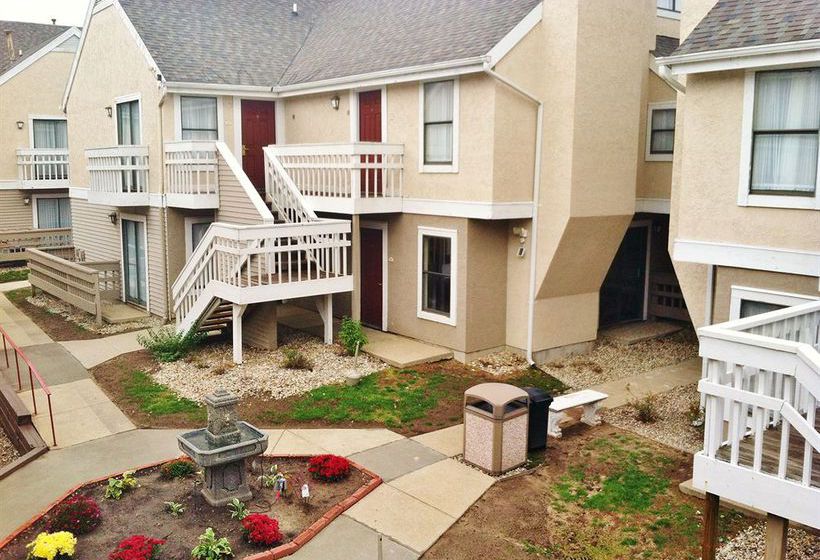 Residencia The Gatehouse Suites Grand Rapids