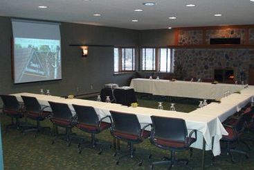 Hotel Riverwood Inn & Conference Center 