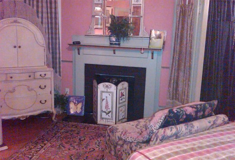 Hotel Robins Nest Bed & Breakfast Inn  | Houston | Texas | United States 10