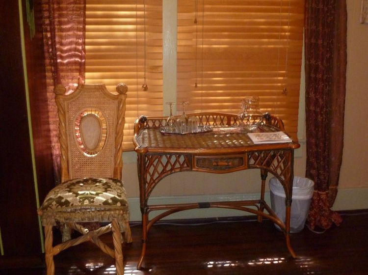 Hotel Robins Nest Bed & Breakfast Inn  | Houston | Texas | United States 14