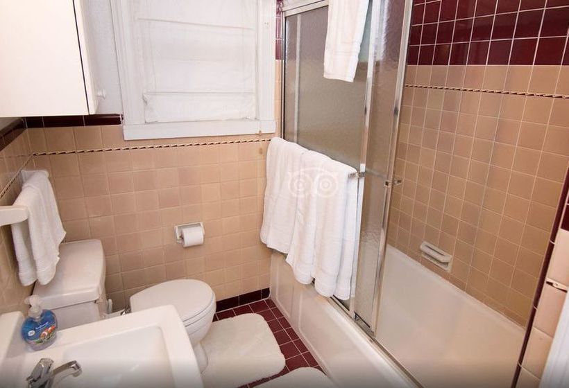 Hotel Robins Nest Bed & Breakfast Inn  | Houston | Texas | United States 2