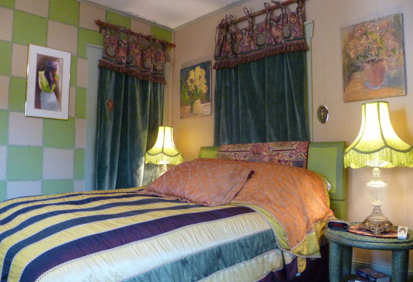 Hotel Robins Nest Bed & Breakfast Inn  | Houston | Texas | United States 8