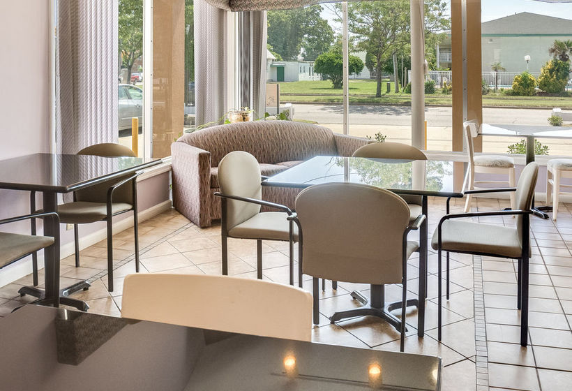 Hotel Econo Lodge Little Creek   | Norfolk | Virginia | United States 2