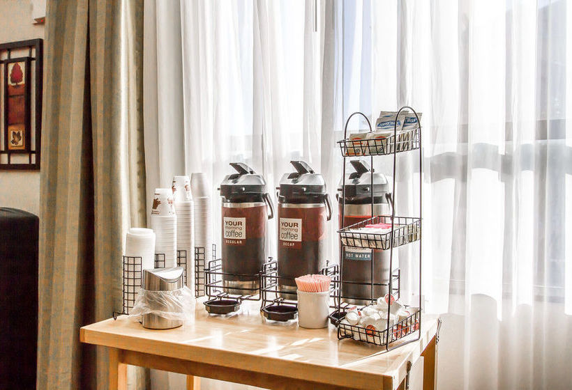 Hotel Comfort Inn & Suites Shawnee  | Shawnee | Oklahoma | United States 8