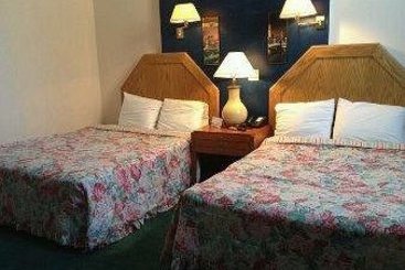 Hotel Knights Inn Ponca City OK  | Ponca City | Oklahoma | United States 1