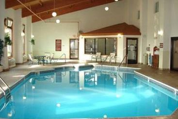 Hotel Schoenbrunn Inn  | New Philadelphia | Ohio | Hotel negli Stati Uniti 3