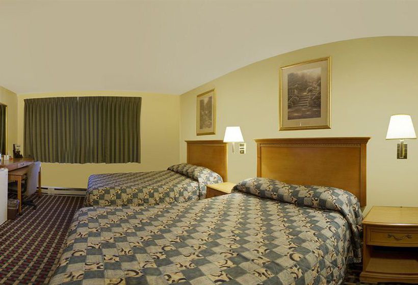 Hotel Super 8 Waukesha  | Waukesha | Wisconsin | United States 6