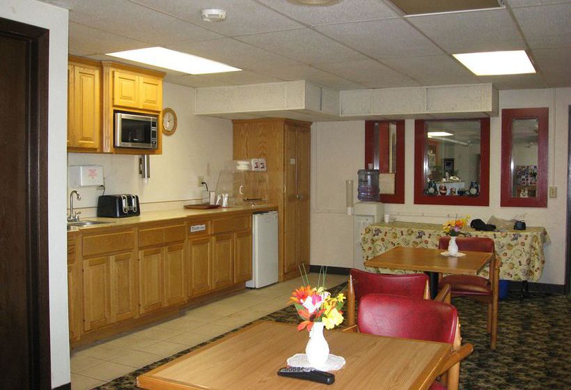 Hotel Regency Inn & Suites - Faribault   | Faribault | Minnesota | United States 2