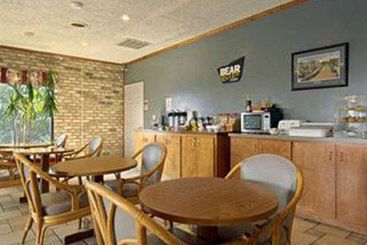 Hotel Travelodge Wytheville  | Wytheville | Virginia | United States 2