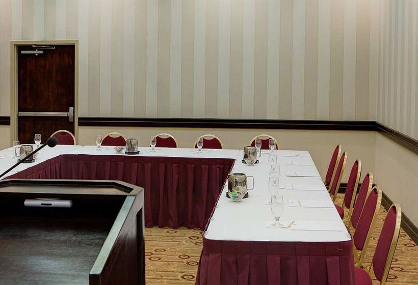 Hotel DoubleTree by Hilton Newark  | Newark | New Jersey | United States 10
