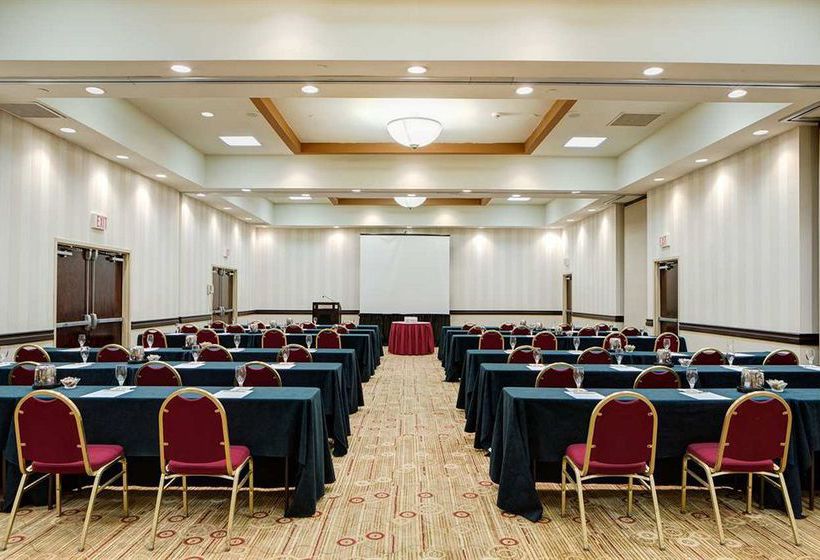 Hotel DoubleTree by Hilton Newark  | Newark | New Jersey | United States 9