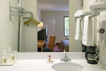 Hotel Super 8 Lavonia  | Lavonia | Georgia | United States 1