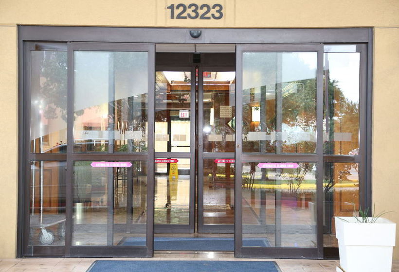 Hotel Holiday Inn Express Hou I-10 West Energy Corridor  | Houston | Texas | United States 10