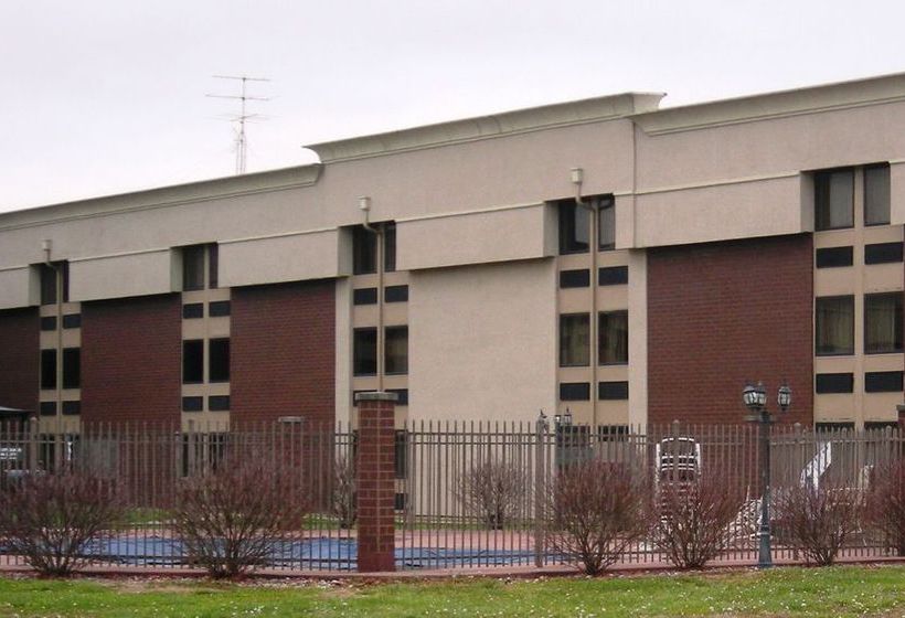 Hotel Clarion Inn & Suites Terre Haute  | Terre Haute | Indiana | United States 2