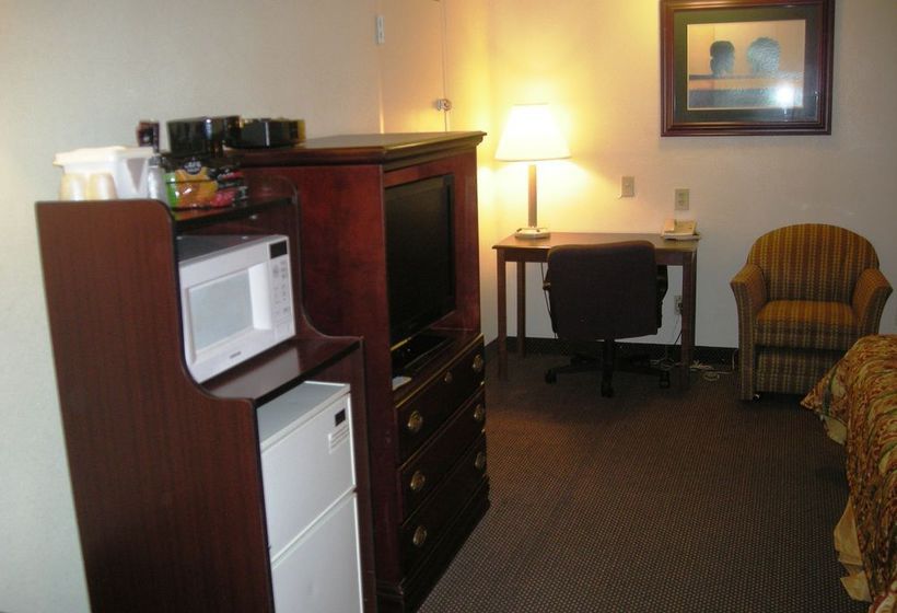 Hotel Clarion Inn & Suites Terre Haute  | Terre Haute | Indiana | United States 5