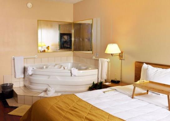 Hotel Clarion Inn & Suites Lafayette