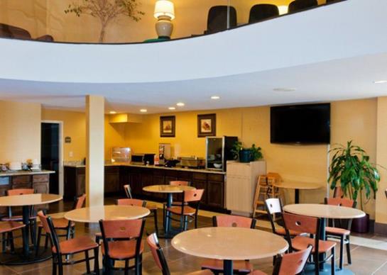 Hotel Clarion Inn & Suites Lafayette  | Lafayette | Indiana | United States 8