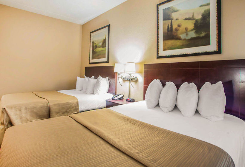 Hotel Quality Inn & Suites Peoria  | Peoria | Illinois | United States 12