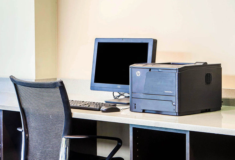 Hotel Quality Inn & Suites Peoria  | Peoria | Illinois | United States 2