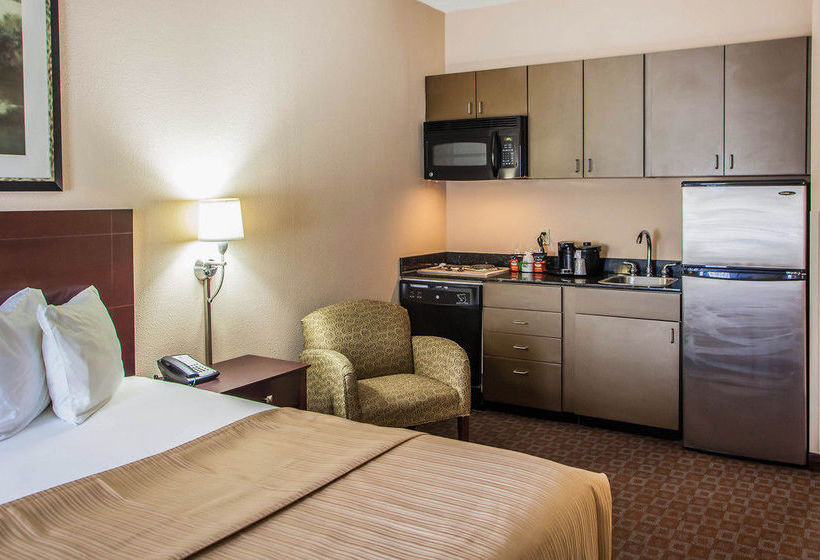 Hotel Quality Inn & Suites Peoria  | Peoria | Illinois | United States 8
