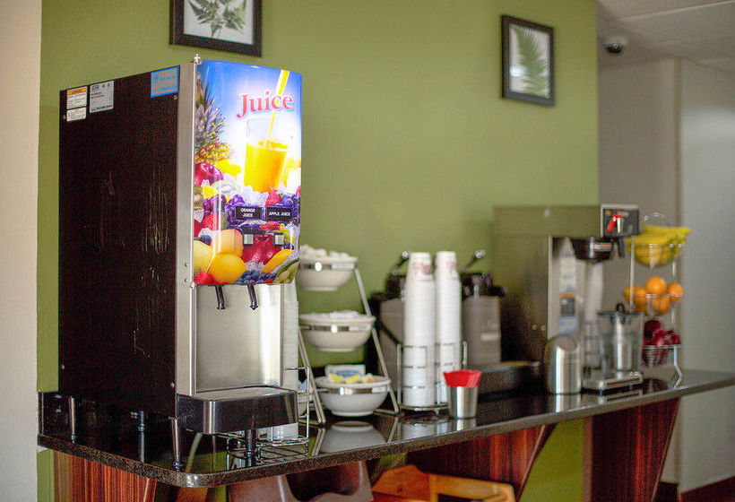 Hotel Sleep Inn  | Peachtree City | Georgia | United States 5