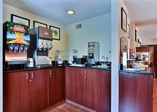 Hotel Sleep Inn  | Bridgeport | West Virginia | United States 10