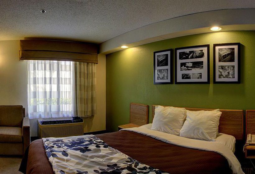 Hotel Sleep Inn at Six Flags Austell