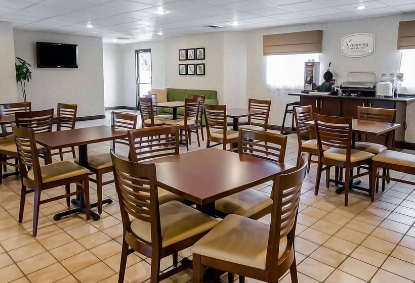 Hotel Sleep Inn  | Henderson | Kentucky | United States 17