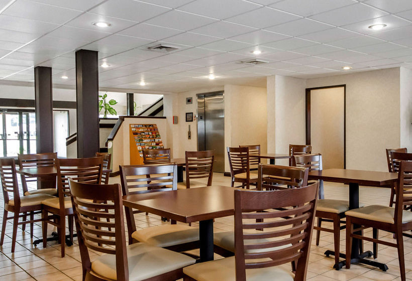 Hotel Sleep Inn  | Henderson | Kentucky | United States 19