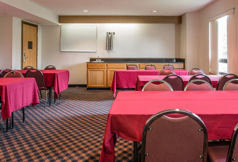 Hotel Rodeway Inn Airport  | Flint | Michigan | United States 17