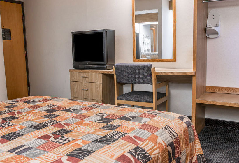 Hotel Rodeway Inn Airport  | Flint | Michigan | United States 7