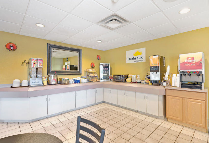 Hotel Days Inn Pittsburgh Airport  | Coraopolis | Pennsylvania | United States 19