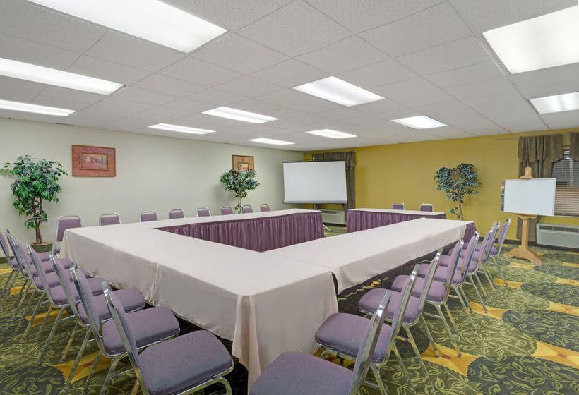 Hotel Days Inn Pittsburgh Airport  | Coraopolis | Pennsylvania | United States 8